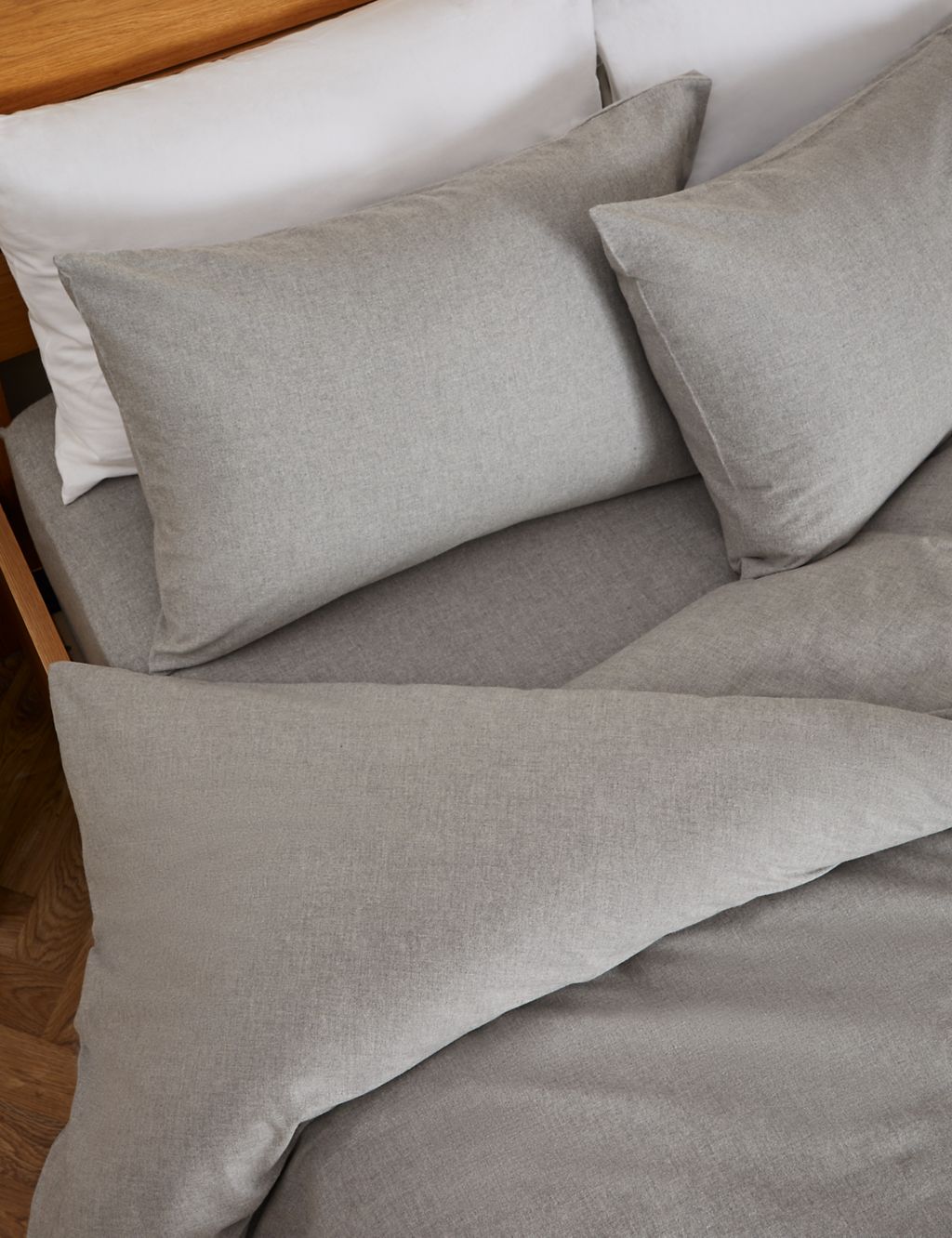 Pure Brushed Cotton Bedding Set 2 of 4