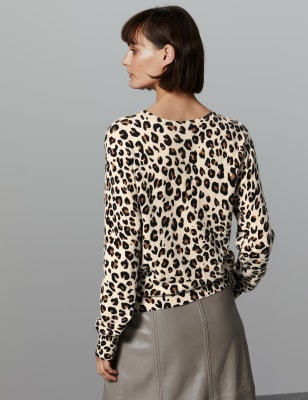 Cashmere leopard 2025 print jumper