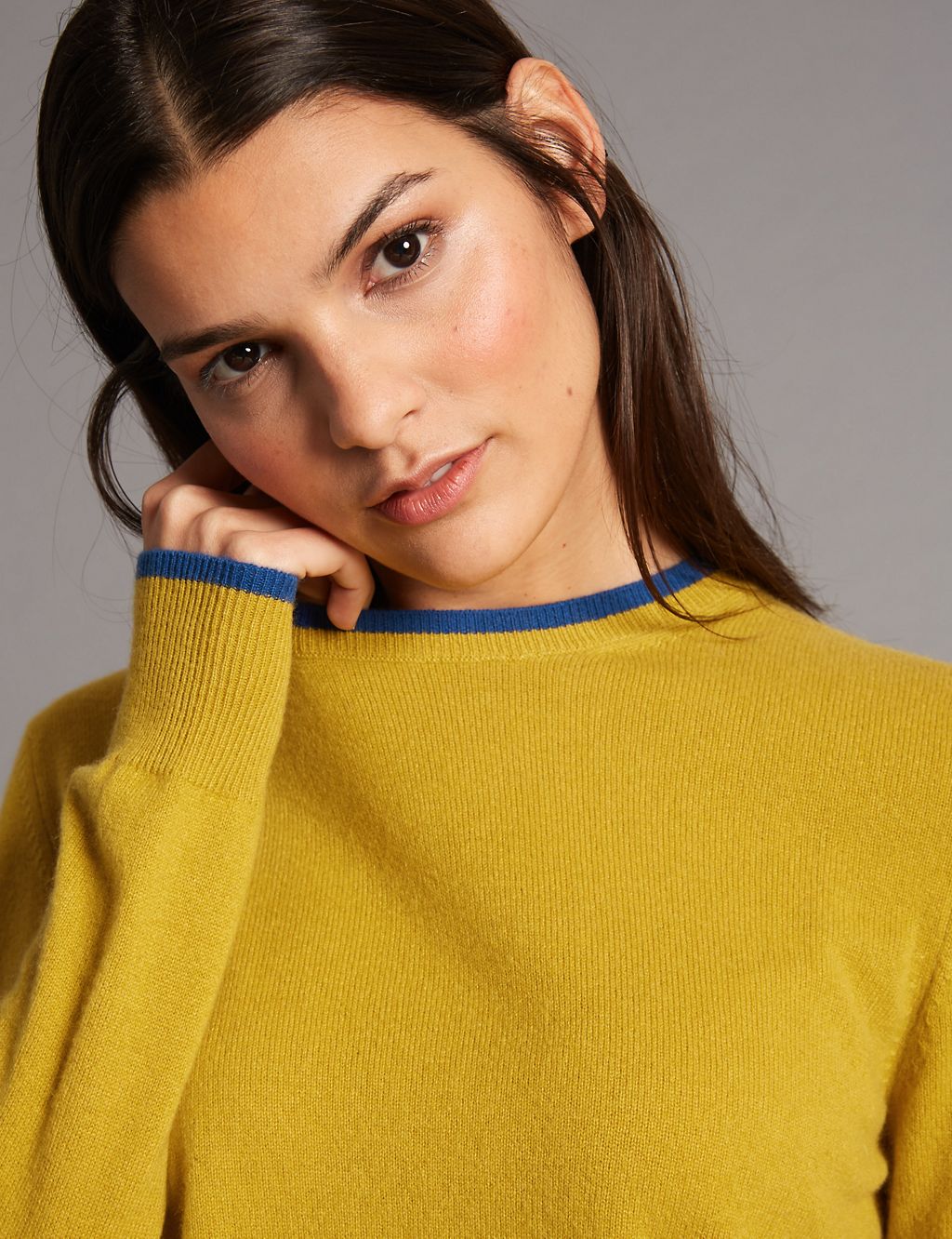 Pure Cashmere Contrasting Edge Jumper 5 of 5