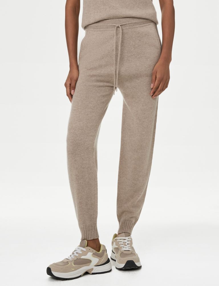 Pure Cashmere Tapered Ankle Grazer Joggers 4 of 6