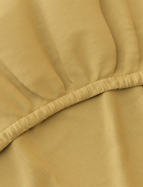 Pure Cotton 180 Thread Count Deep Fitted Sheet Image 2 of 4