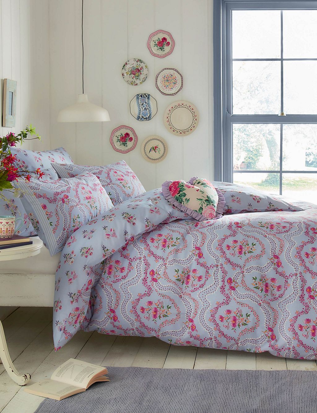 Pure Cotton Affinity Floral Bedding Set 3 of 4