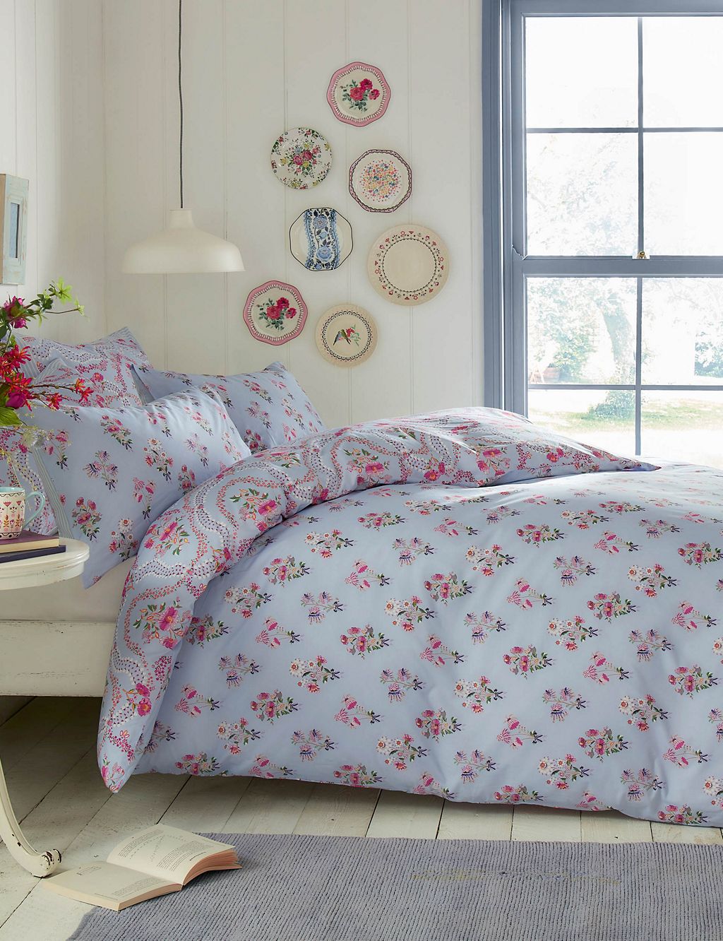 Pure Cotton Affinity Floral Bedding Set 1 of 4