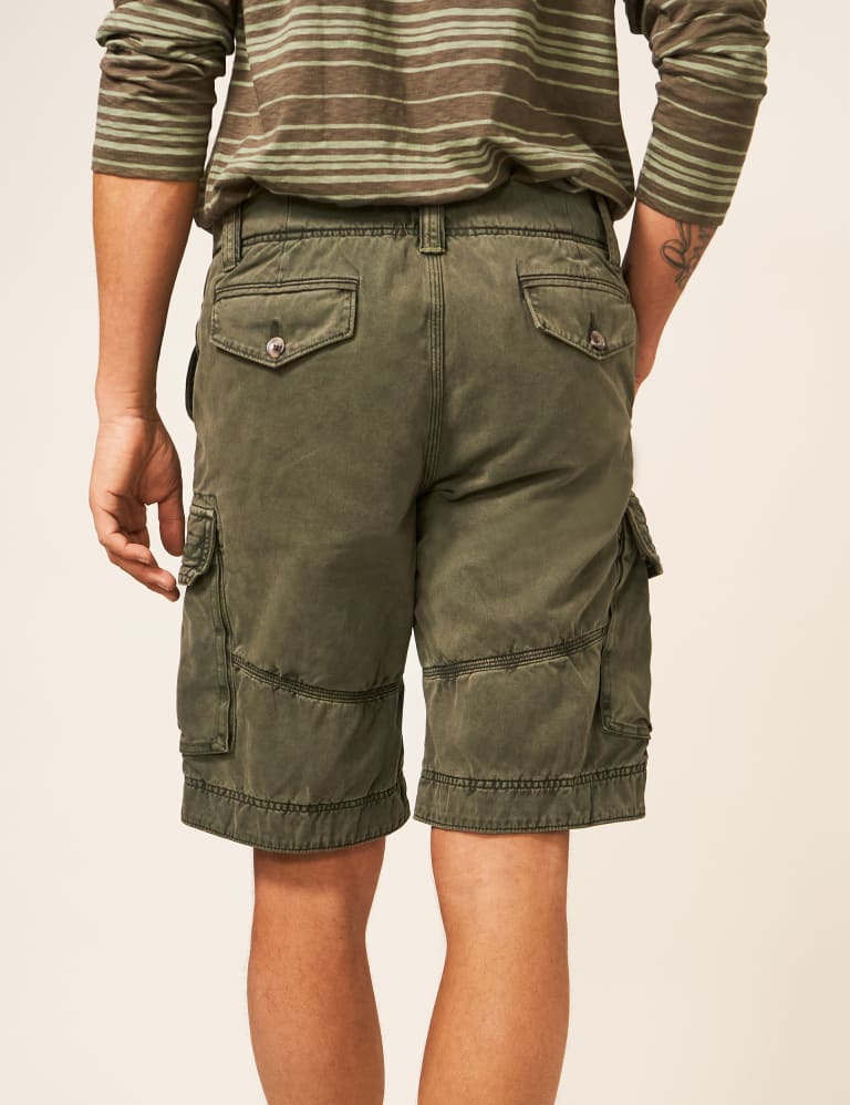 Men's Organic Cotton Heavy Cargo Shorts in Dress Beige