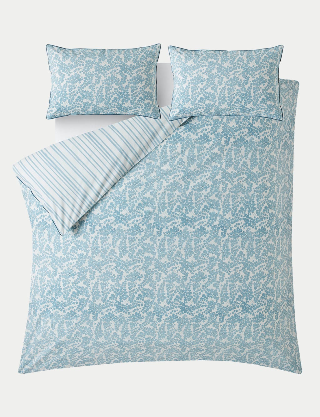 Pure Cotton Cariad Spray Bedding Set Laura Ashley M&S