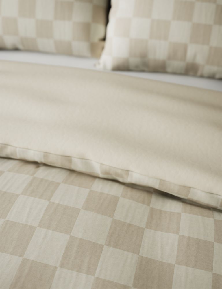 Pure Cotton Checked Bedding Set 5 of 8
