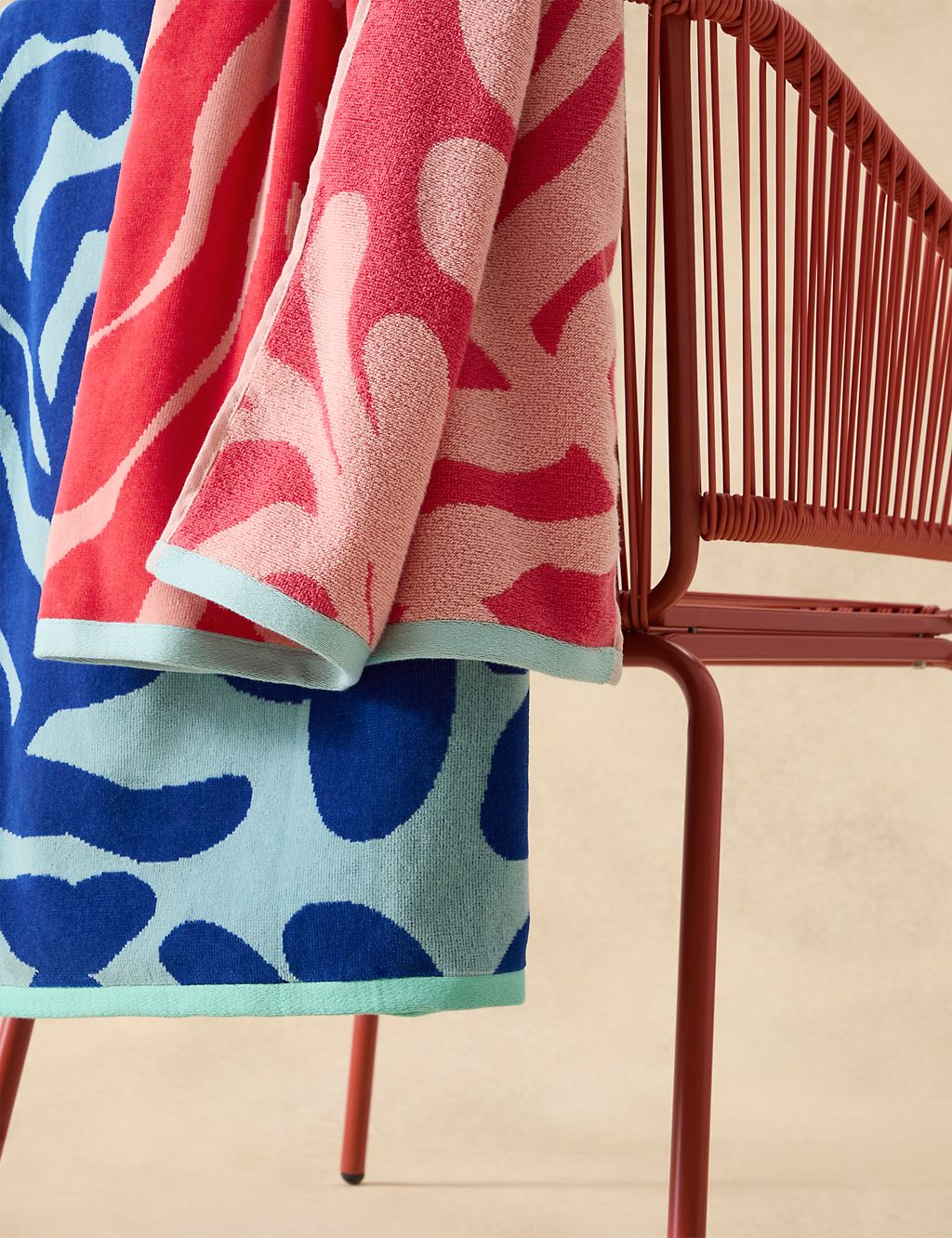 Pure Cotton Coral Beach Towel 4 of 5