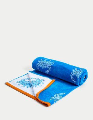 Pure Cotton Crab Beach Towel Image 2 of 4
