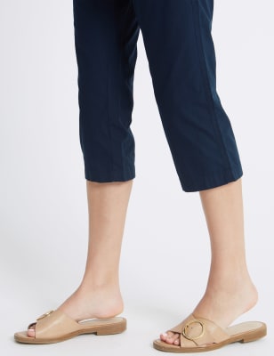 m and s womens cropped trousers