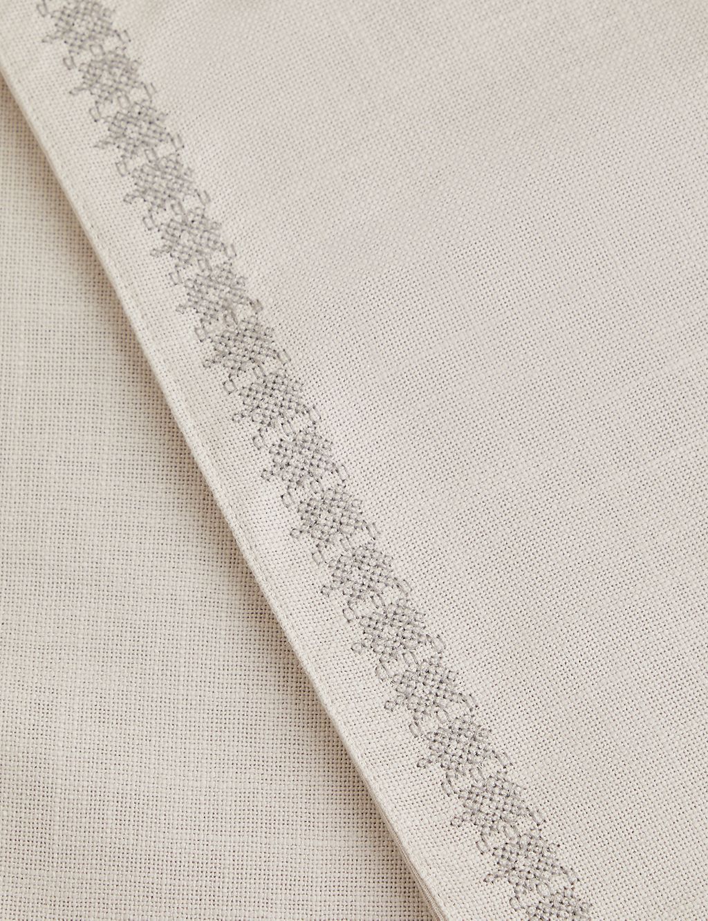 Pure Cotton Embroidered Table Runner 2 of 3