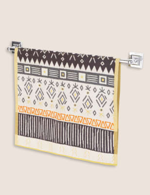 Pure Cotton Geometric Towel Image 2 of 4