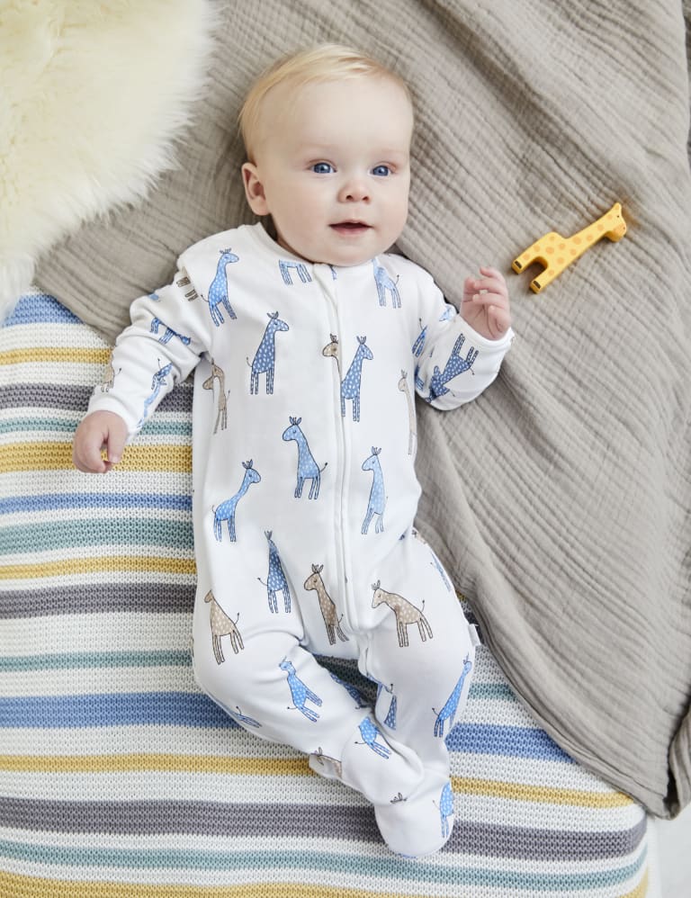 Pure Cotton Giraffe Zip Sleepsuit (7lbs-12 Mths) 1 of 3