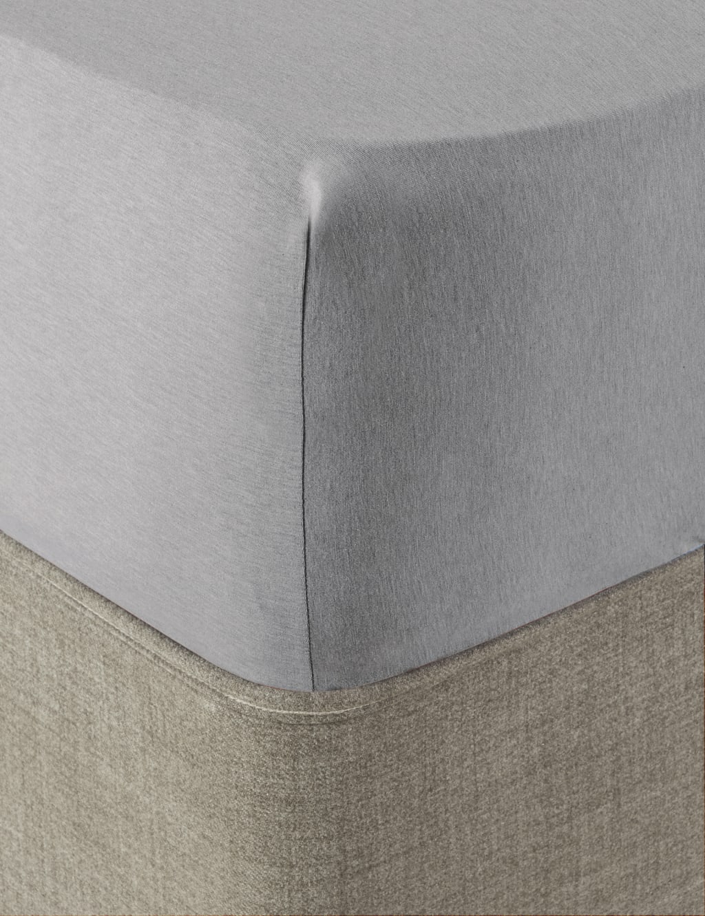 Pure Cotton Jersey Fitted Sheet 2 of 4