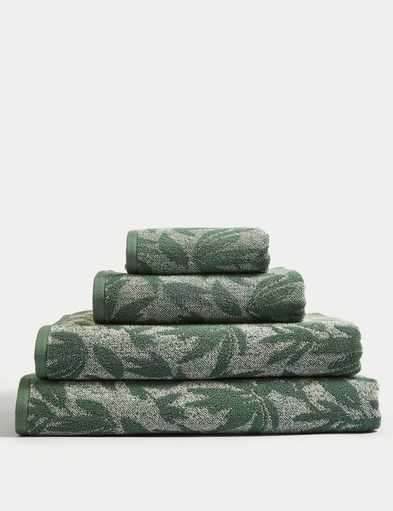 Pure Cotton Leaves Towel 3 of 5