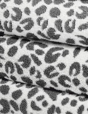 leopard print towels