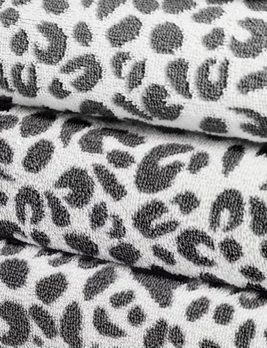 Pure Cotton Leopard Print Towel 3 of 4