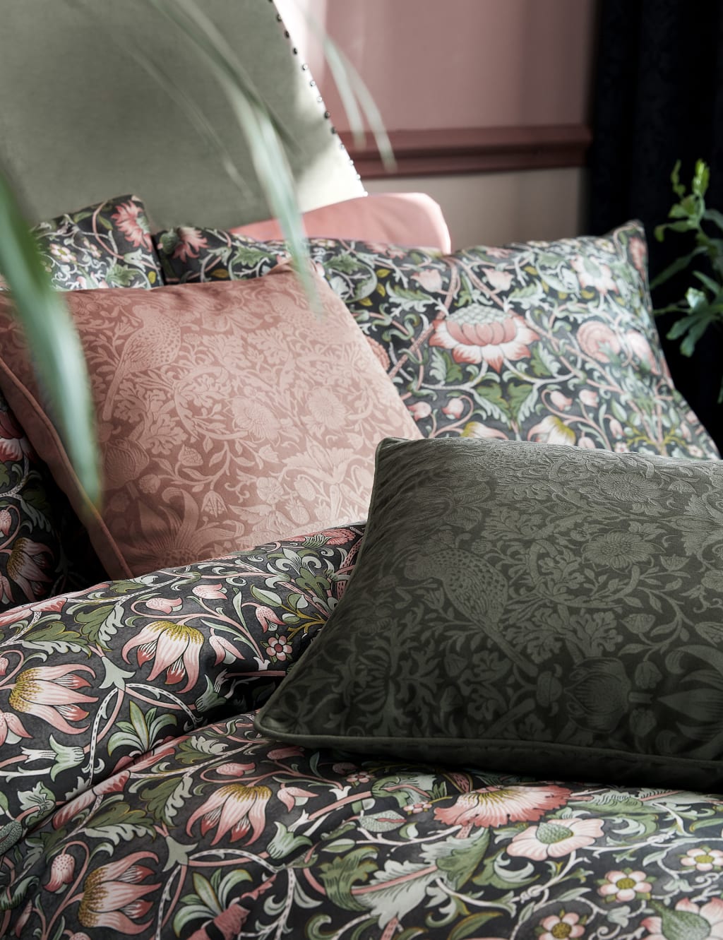 Pure Cotton Lodden Bedding Set William Morris At Home M&S