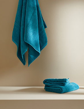 Pure Cotton Luxury Spa Towel Image 3 of 4