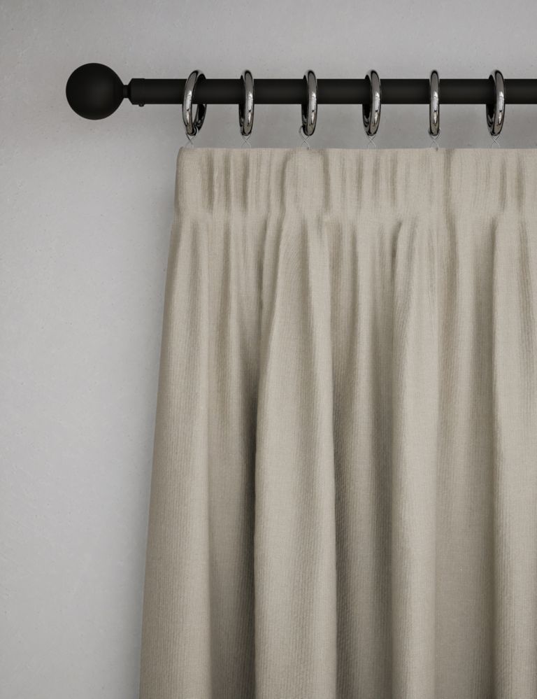 Pure Cotton Pencil Pleat Curtains 3 of 5