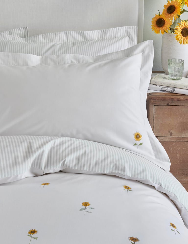 Sunflower sheets shop queen