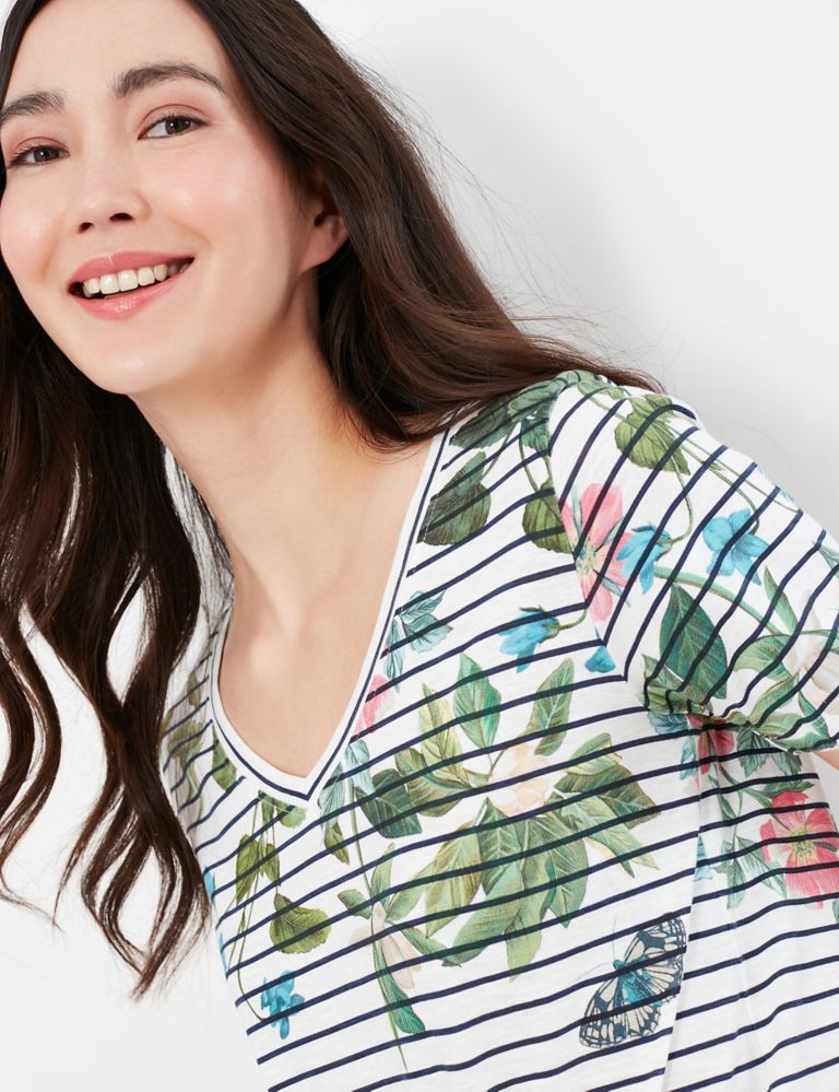 Pure Cotton Printed V-Neck T-Shirt 5 of 6