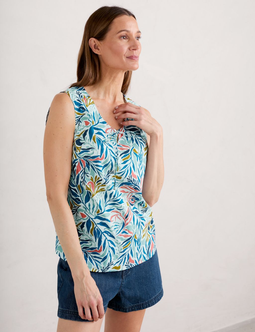 Pure Cotton Printed Vest 3 of 5