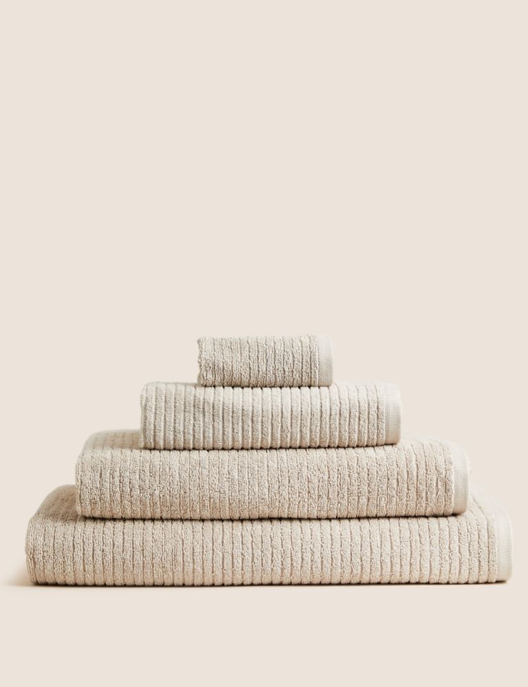Pure Cotton Quick Dry Towel 1 of 5