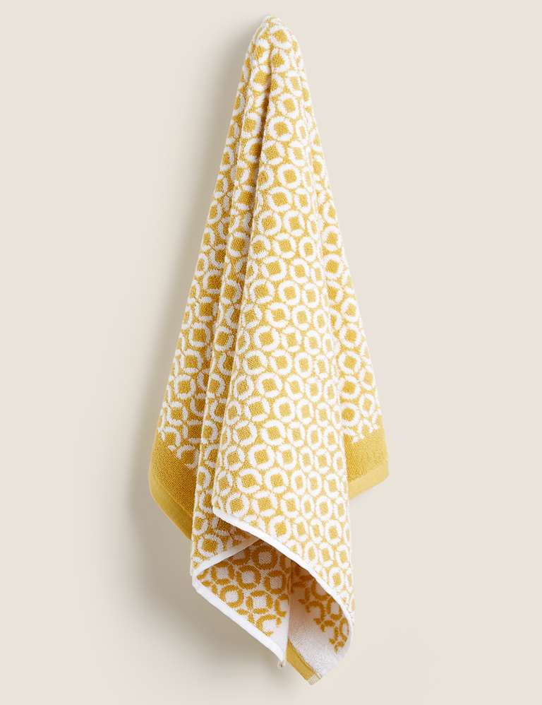 Pure Cotton Repeat Links Towel 3 of 6