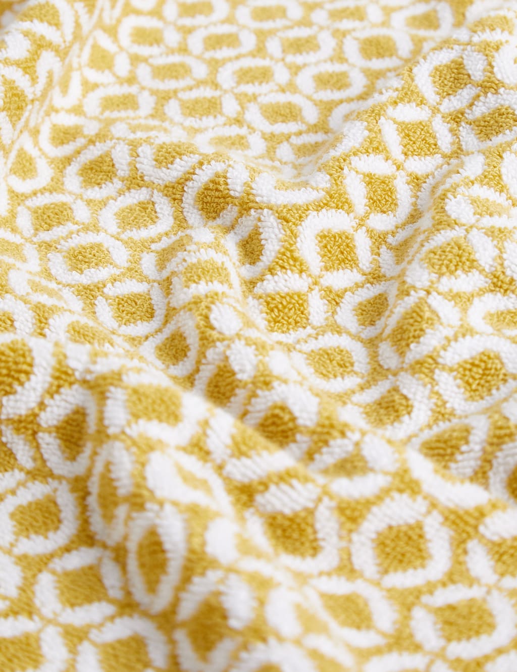 Pure Cotton Repeat Links Towel 4 of 6