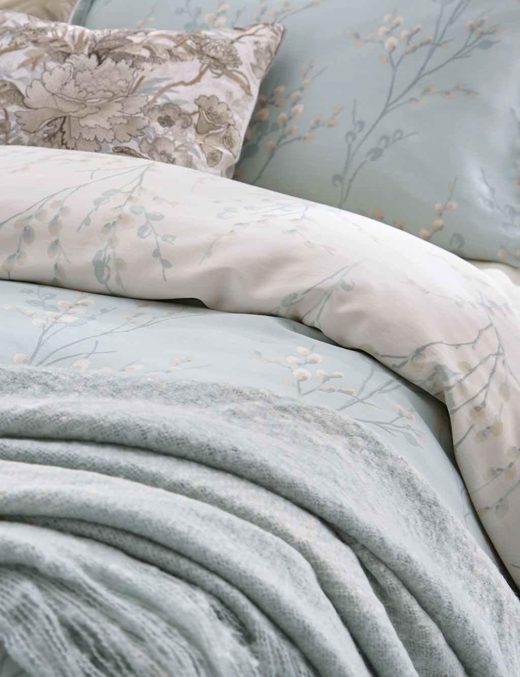 Pure Cotton Sateen Pussy Willow Bedding Set 2 of 3