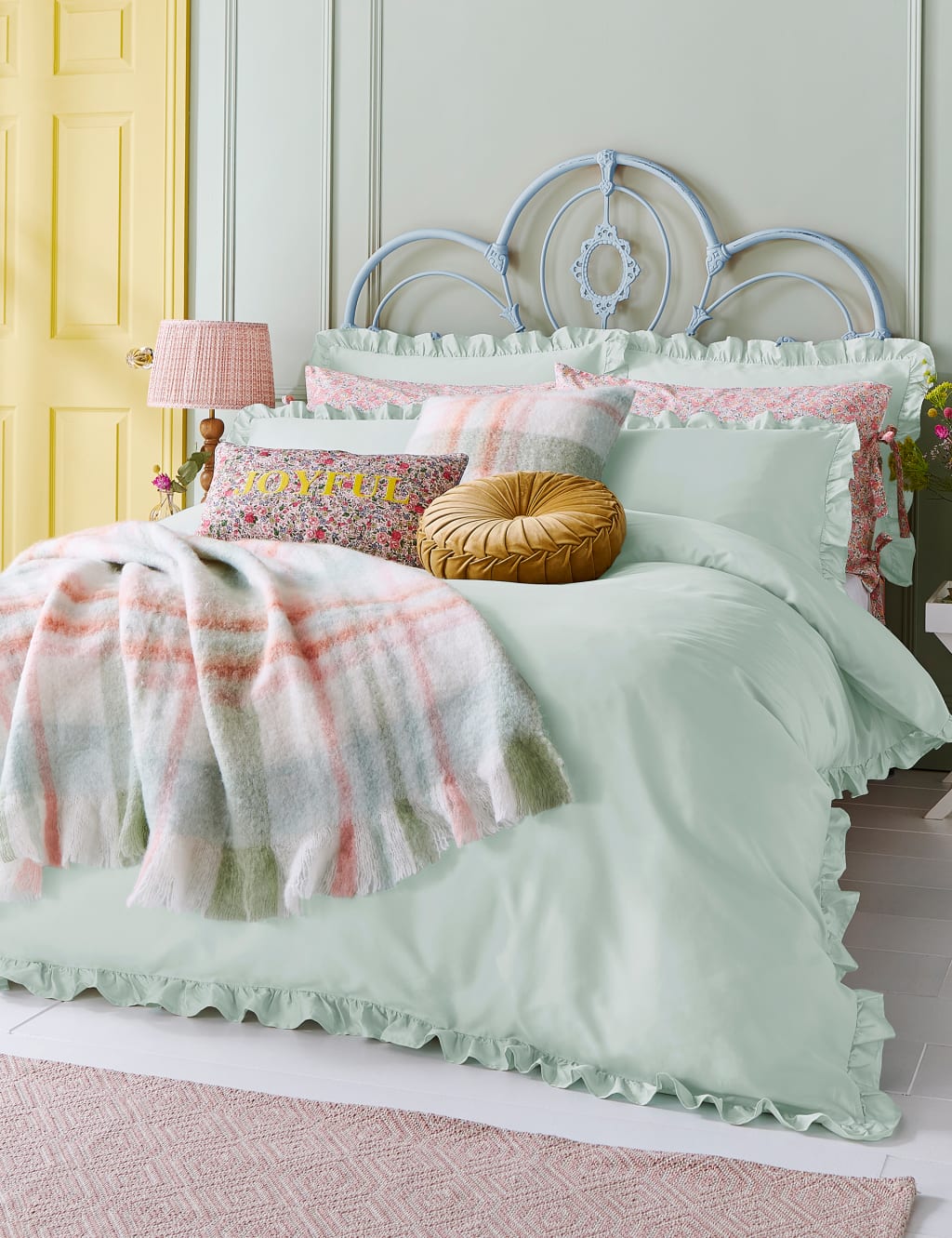 Pure Cotton Sateen Ruffle Bedding Set 3 of 4