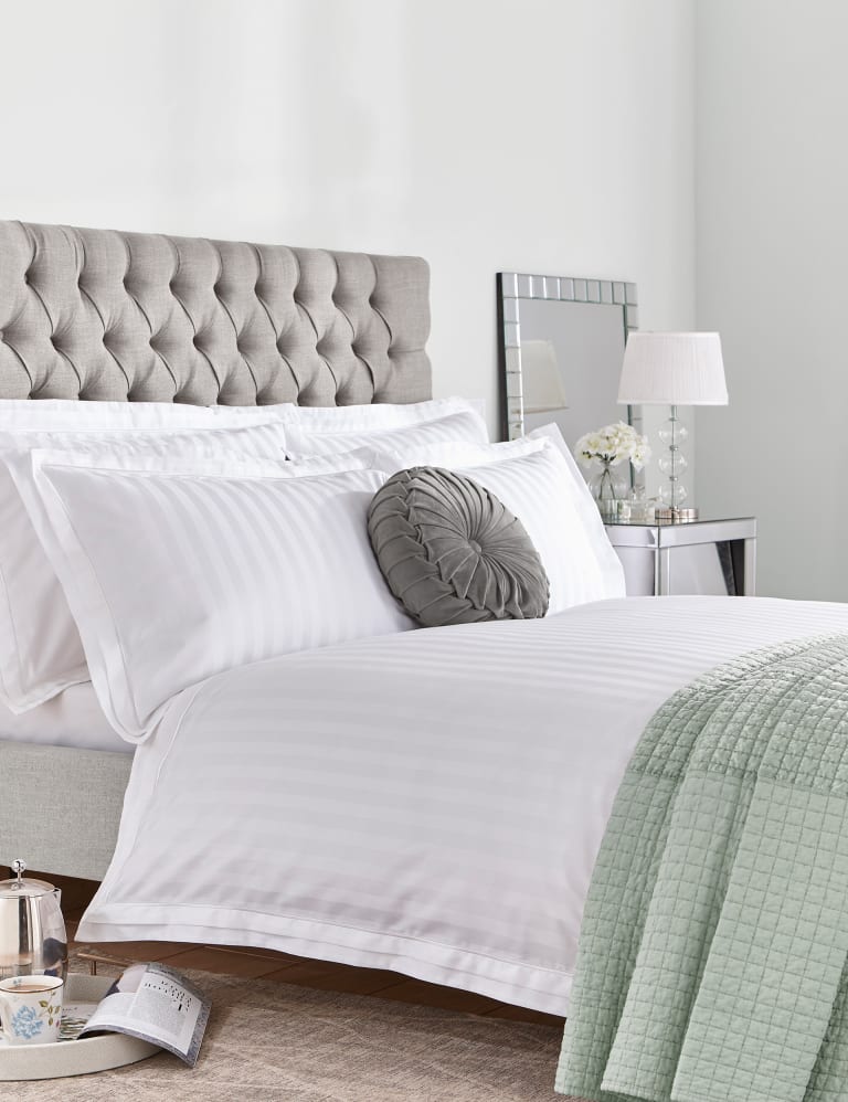 Pure Cotton Sateen Shalford Bedding Set Laura Ashley M S