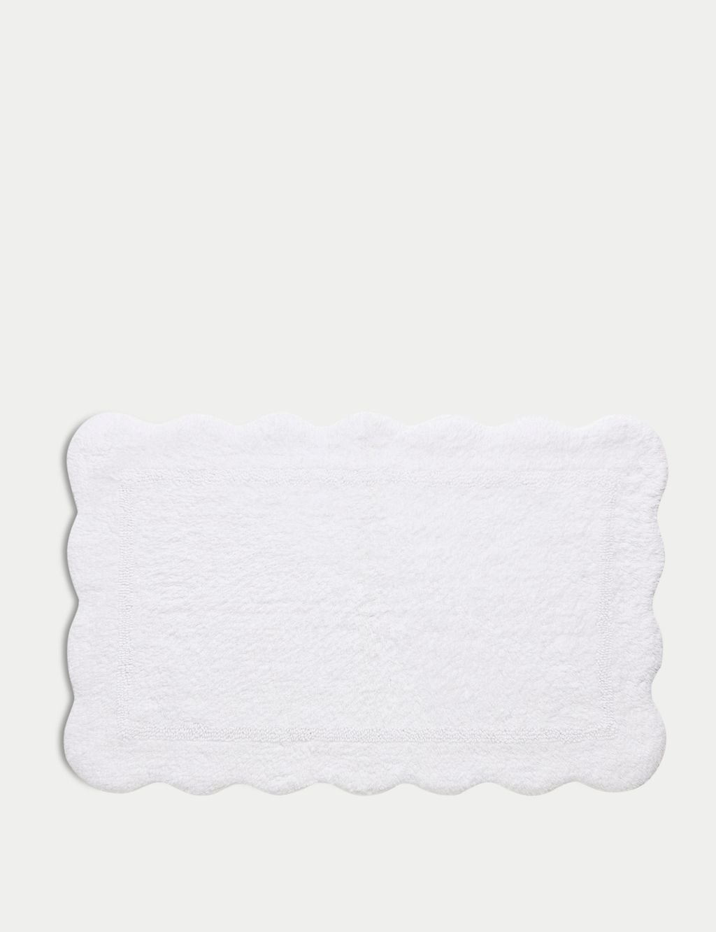 Pure Cotton Scalloped Bath Mat 1 of 2