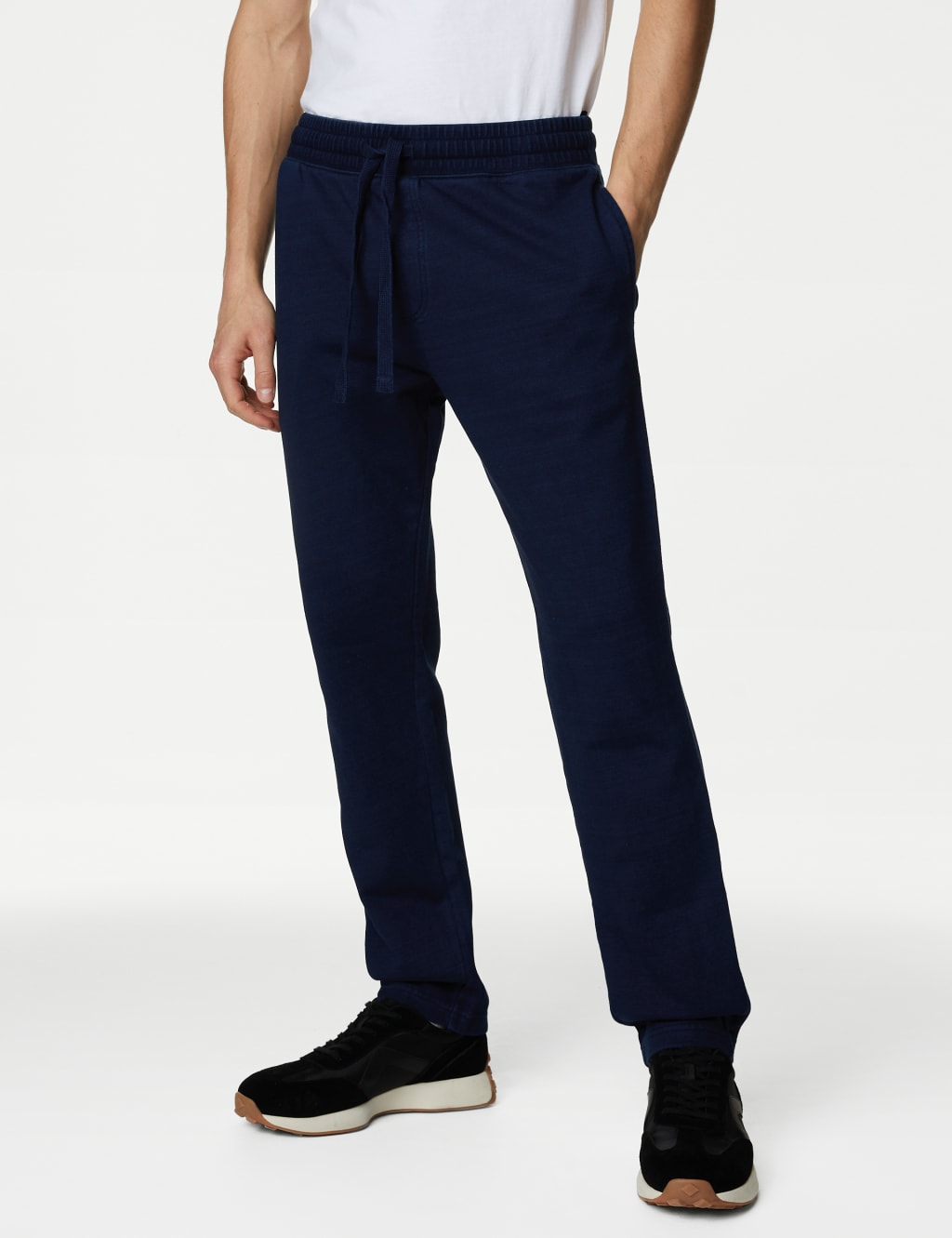 Men's straight leg joggers store