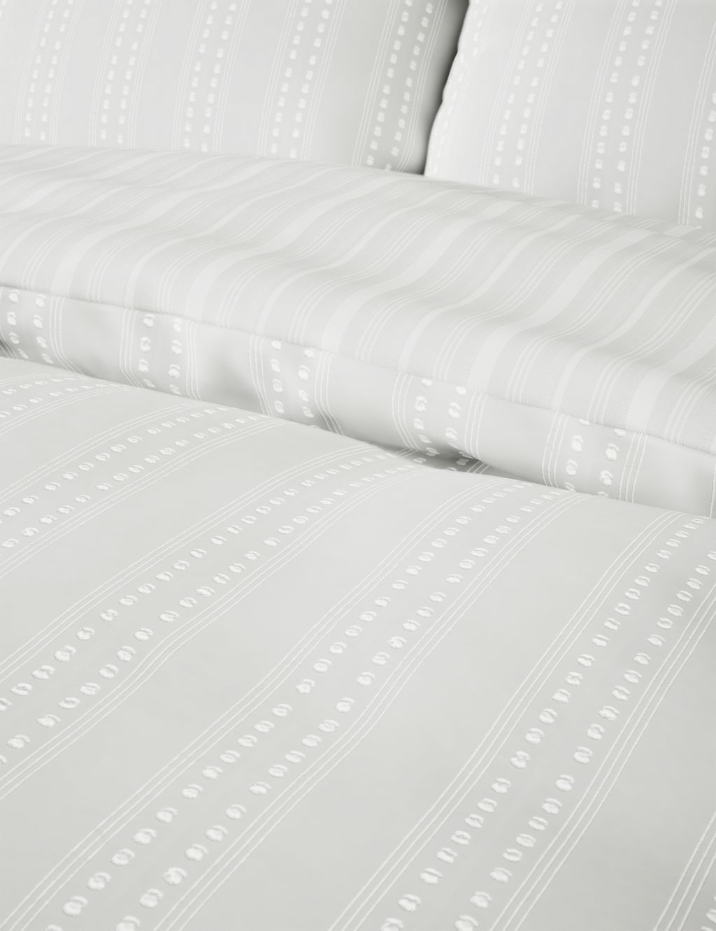 Pure Cotton Striped Bedding Set 5 of 5