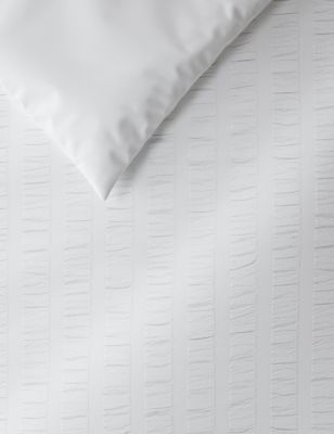 Pure Cotton Striped Seersucker Bedding Set Image 2 of 4