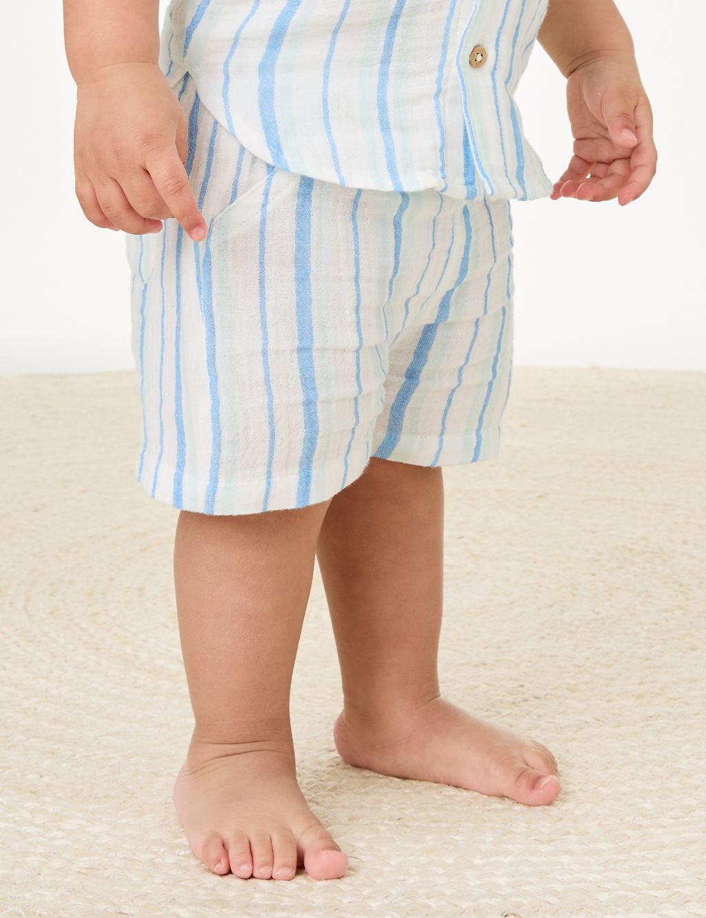 Pure Cotton Striped Shorts (0-3 Yrs) 5 of 5