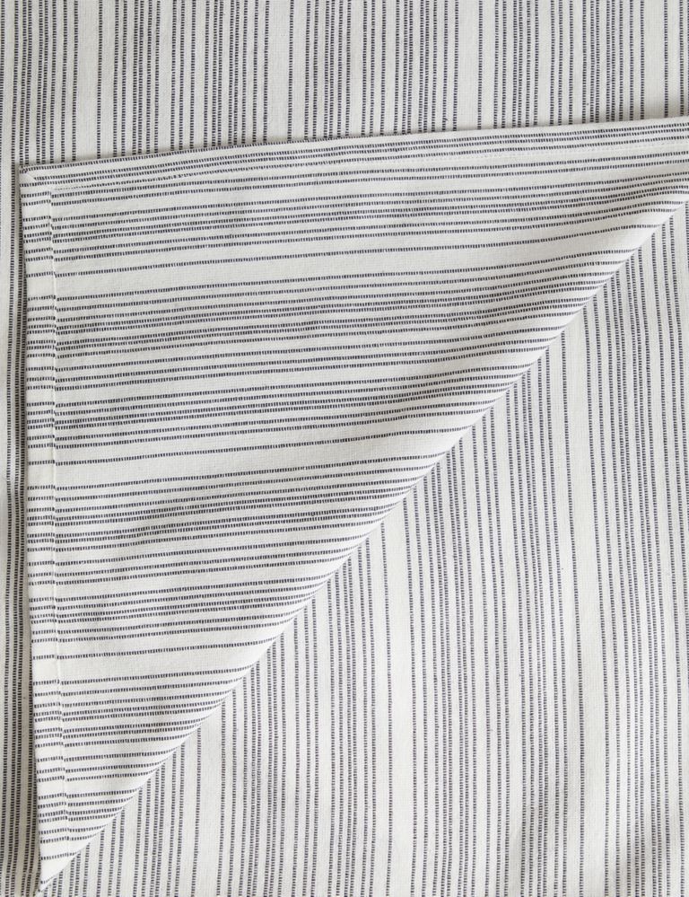 Pure Cotton Striped Tablecloth 3 of 4