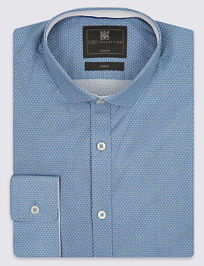 Pure Cotton Tailored Fit Shirt with Stretch Image 2 of 4