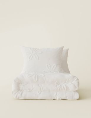Pure Cotton Tufted Floral Bedding Set Image 2 of 4