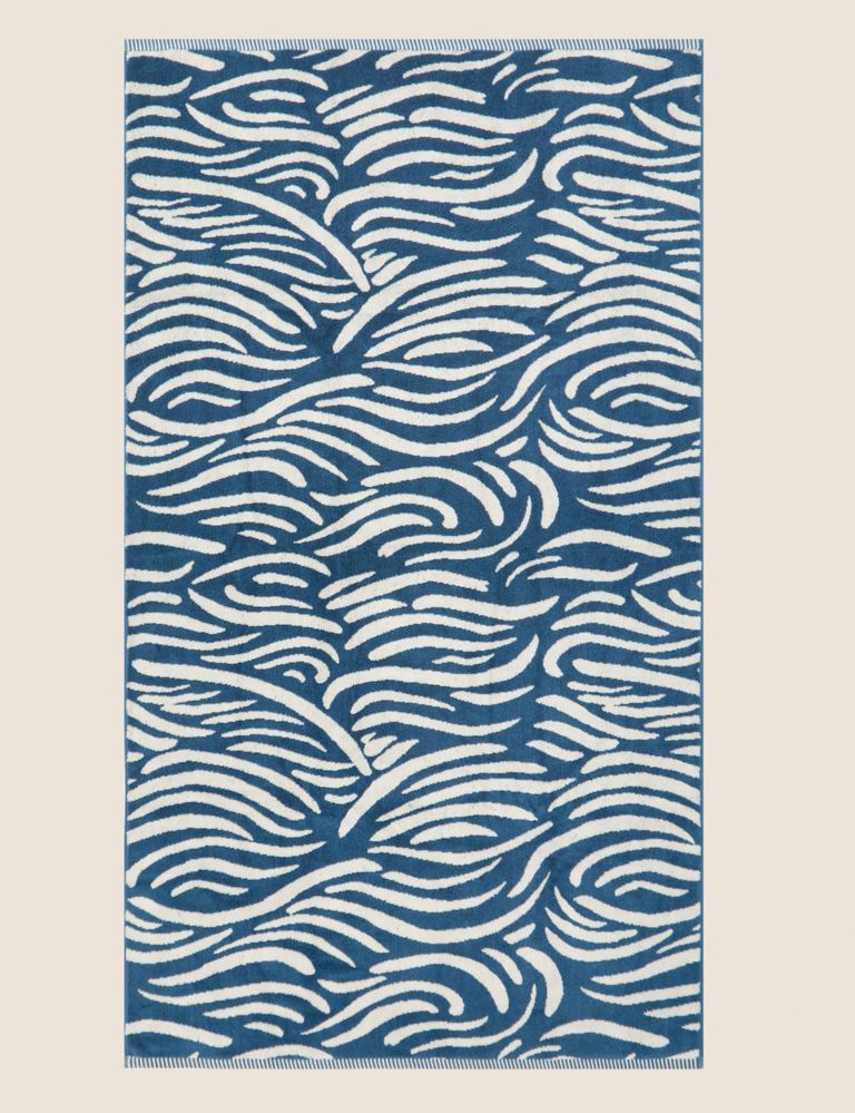 Pure Cotton Wave Towel 5 of 6