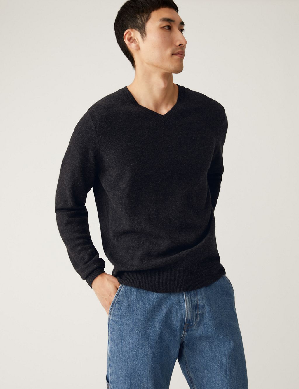 Pure Extra Fine Lambswool V-Neck Jumper 3 of 4