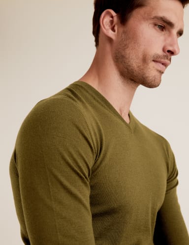 Pure Extra Fine Merino V-Neck Jumper 3 of 5