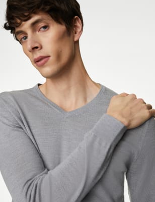 Men's v neck merino hotsell wool jumpers