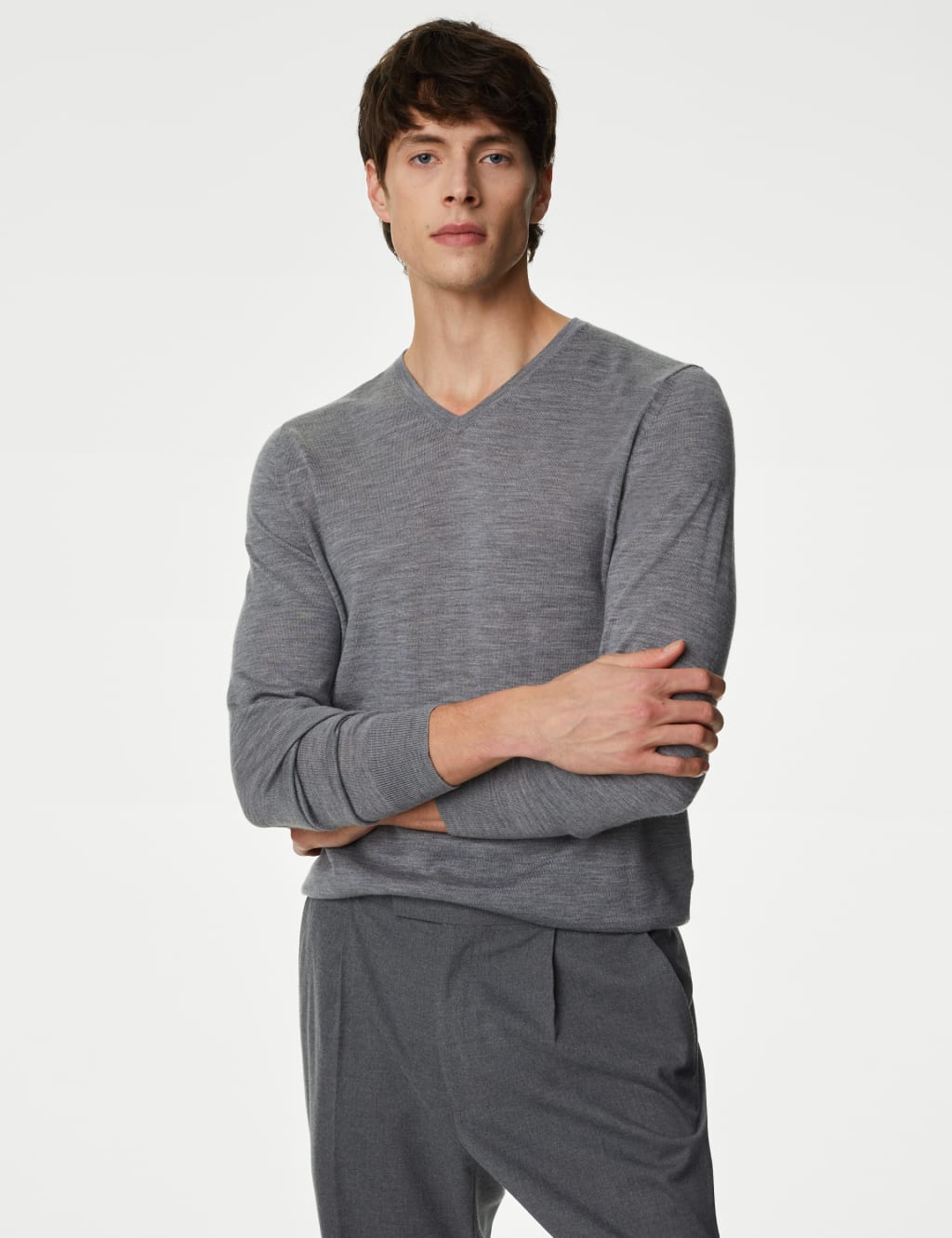 Pure Extra Fine Merino Wool V-Neck Jumper 3 of 5
