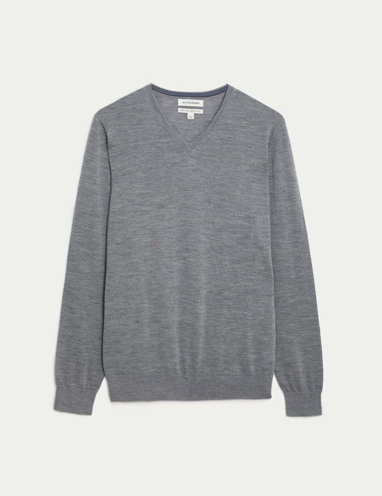 Pure Extra Fine Merino Wool V-Neck Jumper 2 of 5