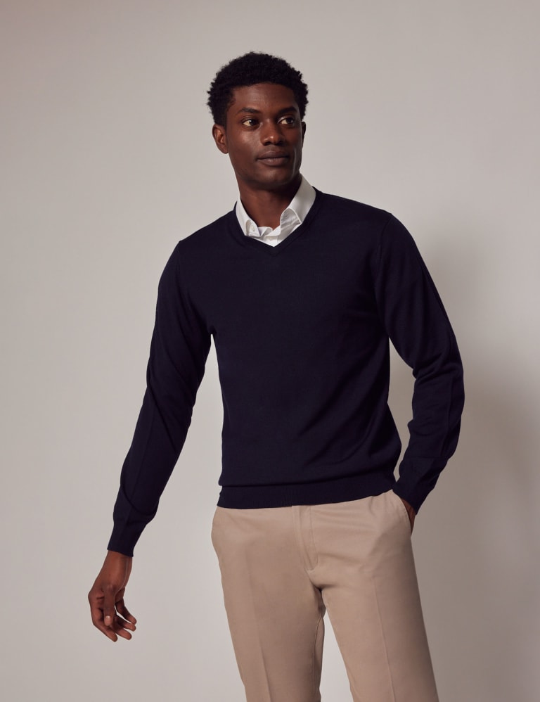 Pure Merino Wool V Neck Jumper Hawes Curtis M S