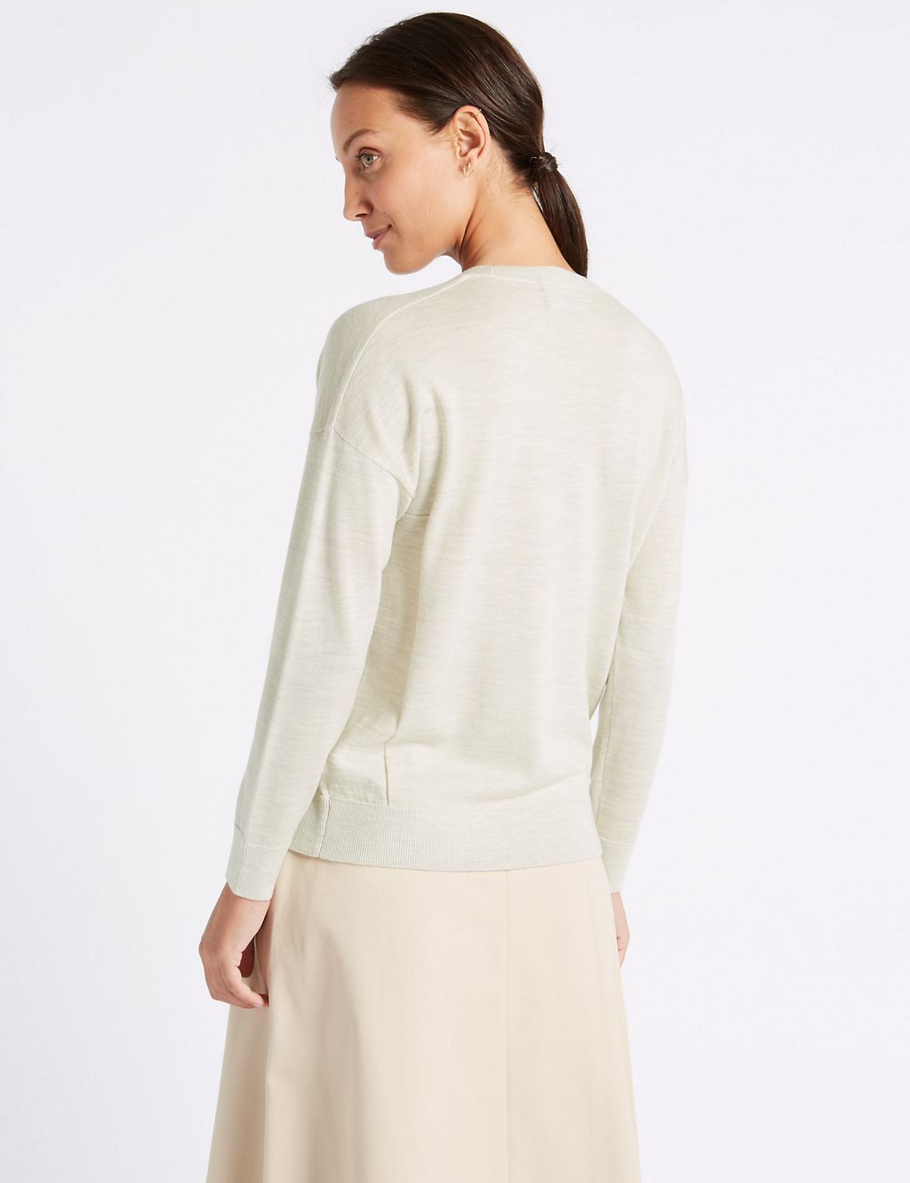 Pure Merino Wool V-Neck Relaxed Jumper 4 of 4