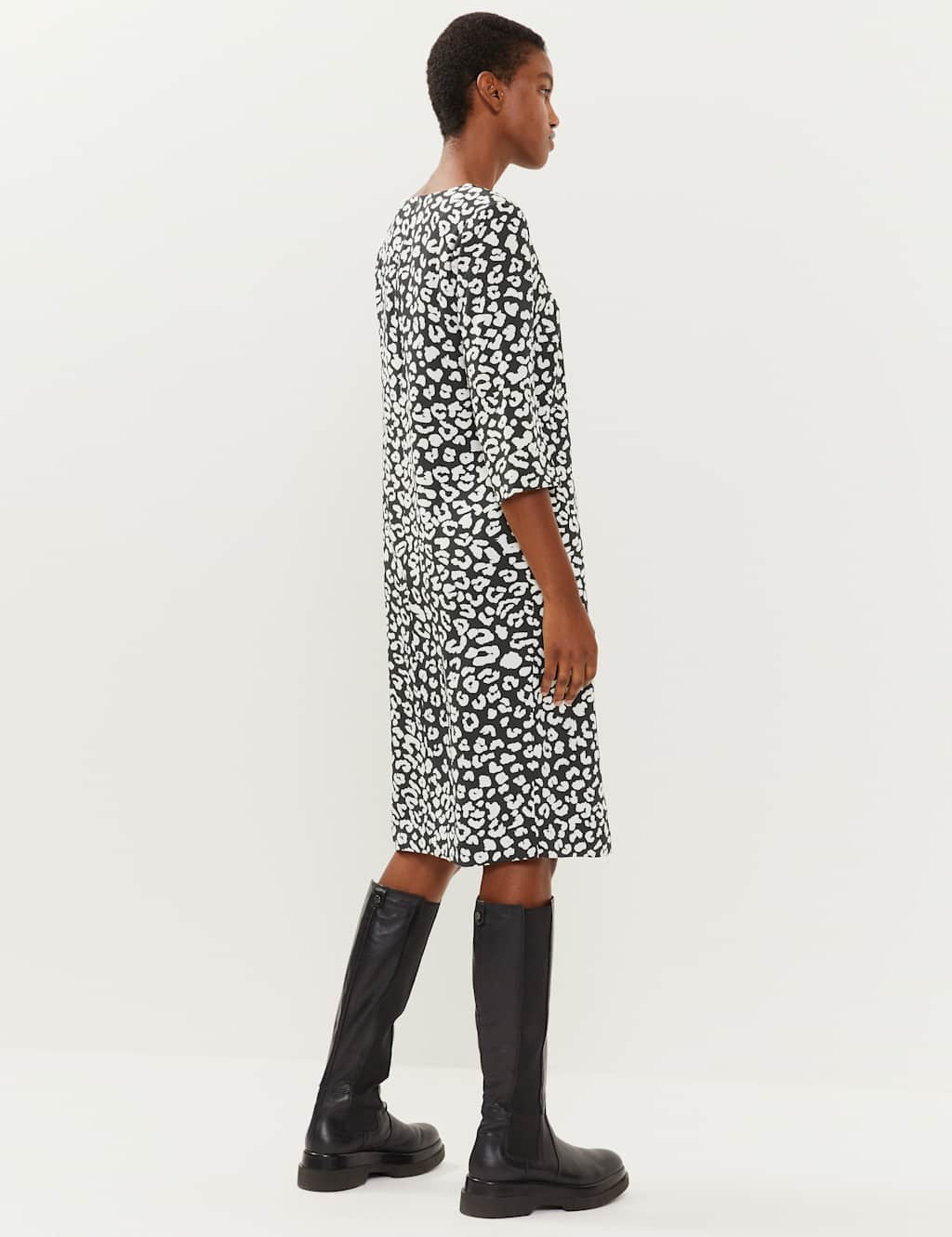 Pure Silk Animal Print V-Neck Shift Dress 5 of 6