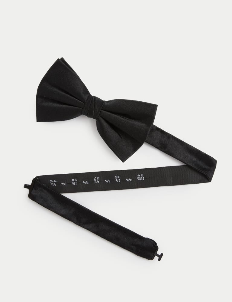 Pre-tied Black Satin Bows, 25 Pack